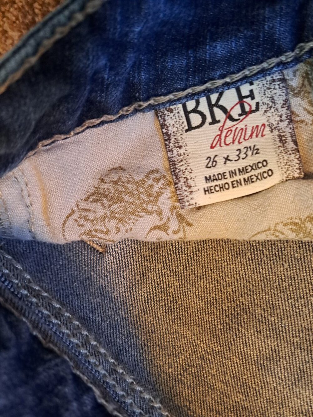 BKE Denim Buckle Sabrina Distressed Boot Jeans With Embroidered Pockets - Picture 6 of 10